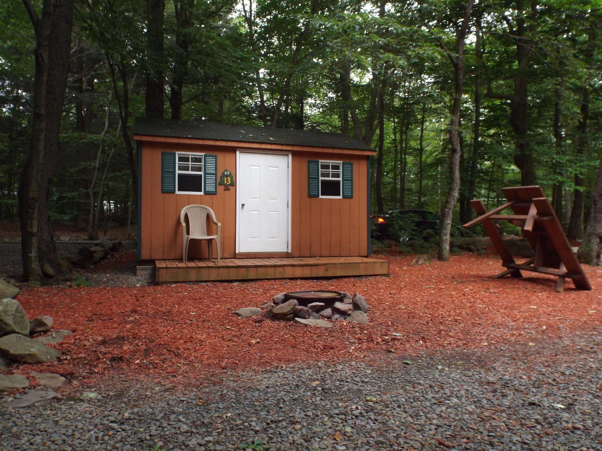 Hemlock Campground And Cottages Mount Pocono Exterior photo